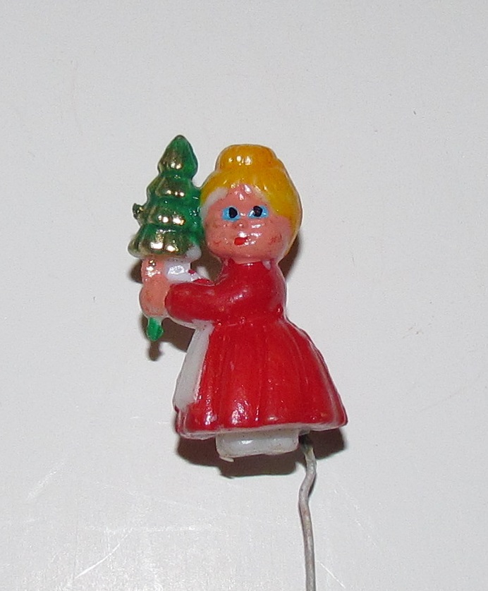 Mrs. Santa pick - 1-1/4 inch - 12 pieces